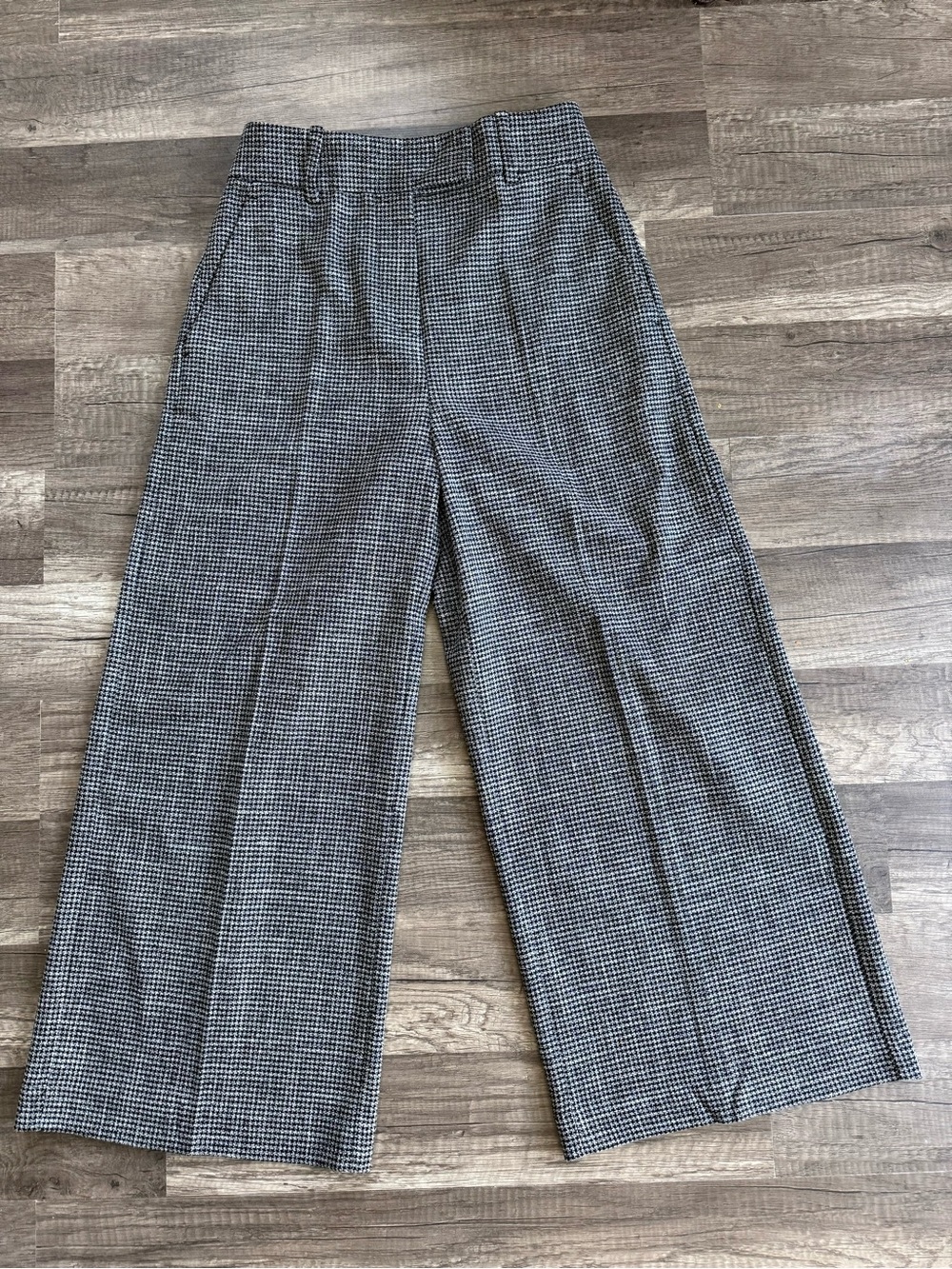 Mango MNG Micro Check Cropped Trousers Black White Size 4